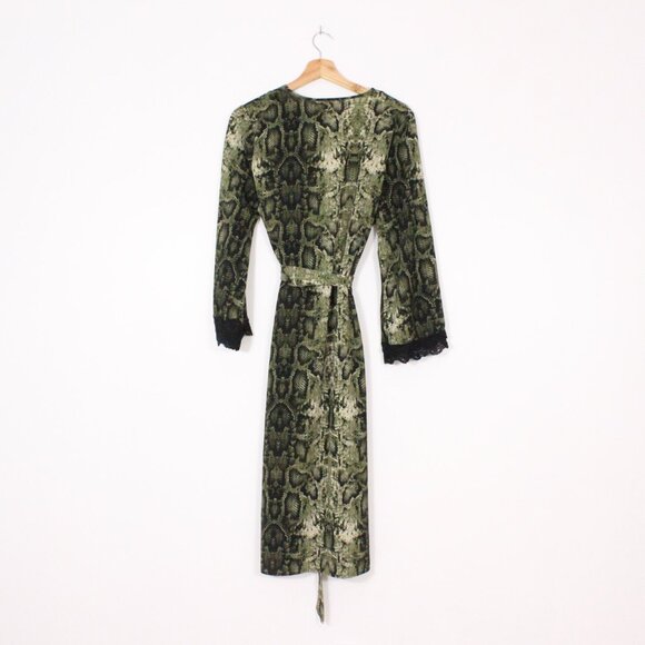 *Revamped Green Snake Skin Printed Duster Cardigan - Picture 6 of 6